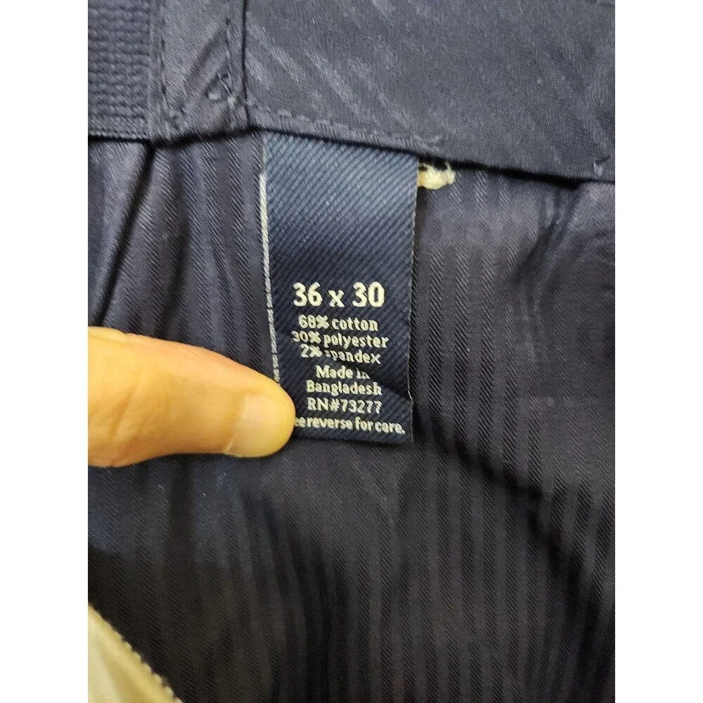 Croft Barrow No Iron Stretch Khaki Pants Men 36x30 Light Gray Pleated Cuffed NEW